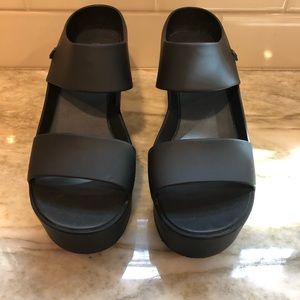 Melissa Creative Wedge